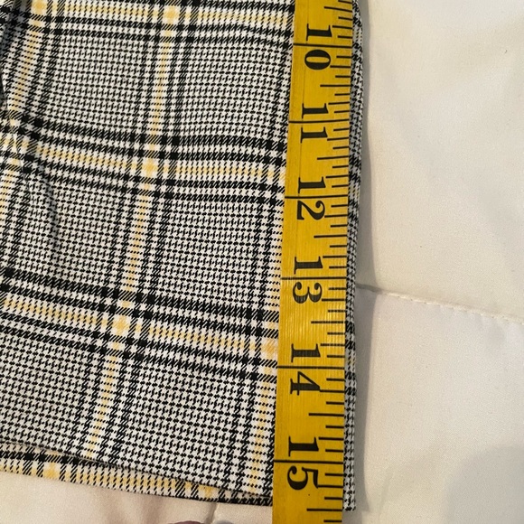 H&M Plaid “Clueless” Skirt - Picture 7 of 8